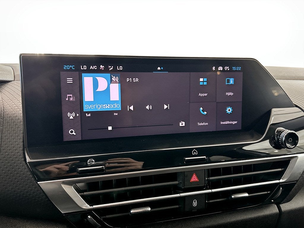 Bild på Citroën C4 X Shine 1.2 PT 130hk Aut - 360-KAMERA, CARPLAY