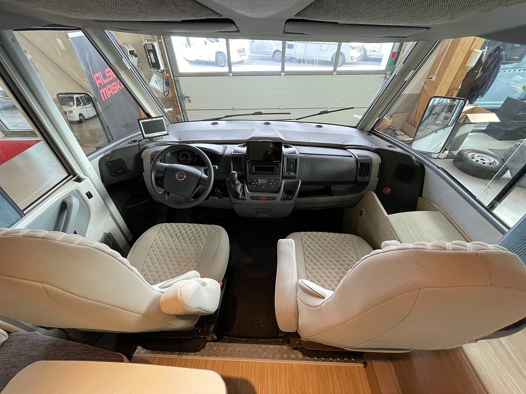 TEC I 670 / AC bodel / Taksäng / Fint skick / 160hk 3,0L Kedja - TEC