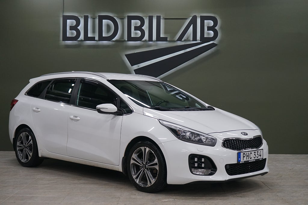 Kia Ceed cee'd_sw 1.6 CRDi DCT GT-Line NYBES NYSERV M-VÄRMARE 136HK