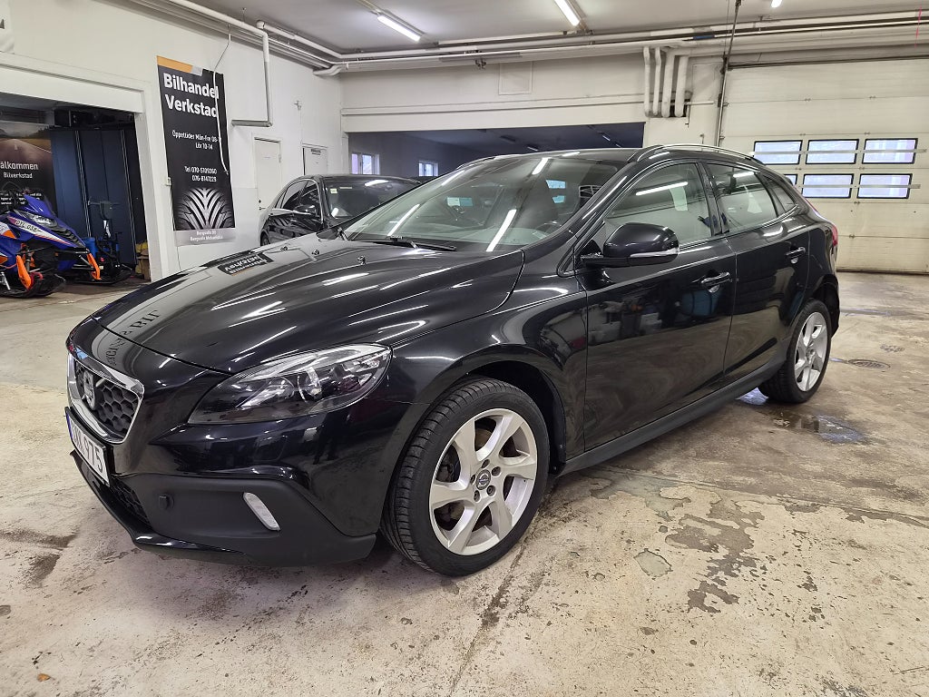 Volvo V40 Cross Country D2 Momentum Business Edition Pro Euro 5