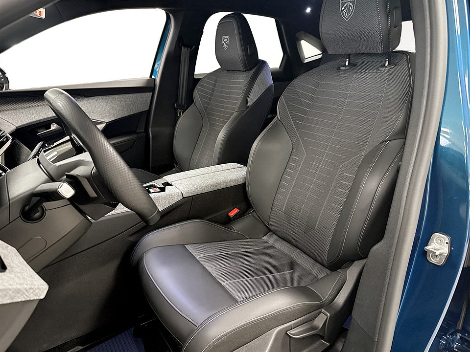 Bild på Peugeot 3008 GT Hybrid 145hk Aut B-KAMERA CARPLAY