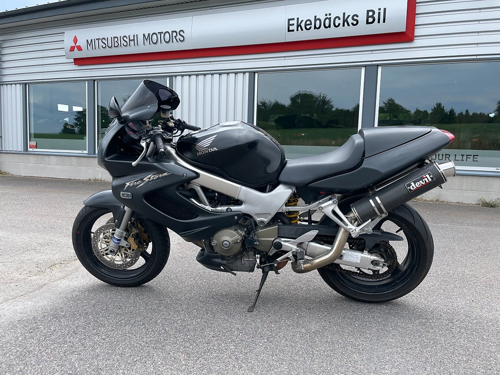Honda VTR1000 Firestorm 