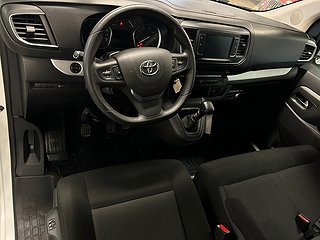 Toyota Proace Verso 1.5 D-4D 9-sits/Drag/S&V-däck/M-värmare