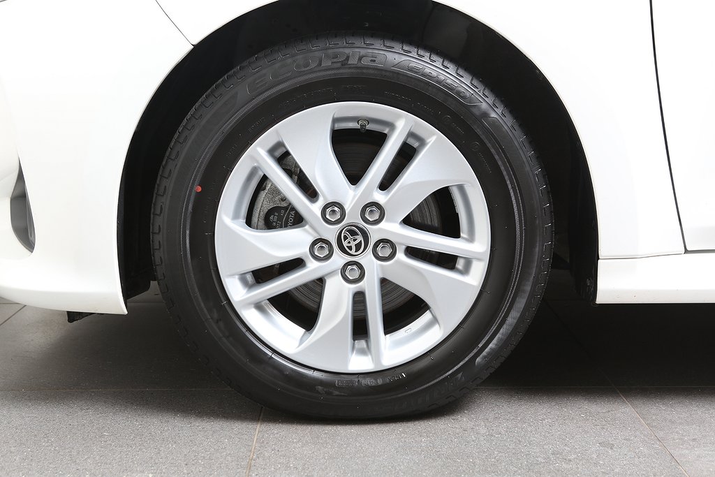 Toyota Yaris 1,5 Hybrid Active Aut 5D Kamera Leasbar 2023