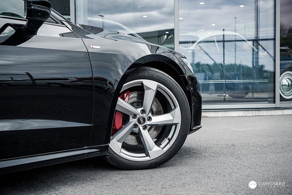 Audi A7 55 TFSI e Quattro S-Line 367hk / Pano / Skinn / SE SPEC