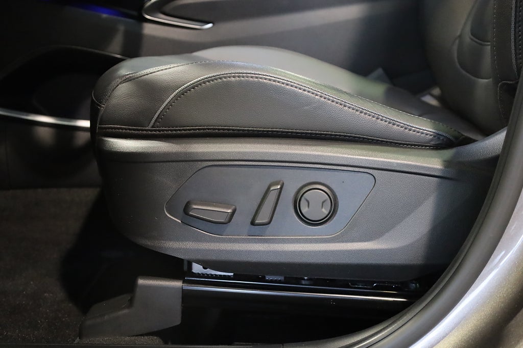 Hyundai Tucson Hybrid AWD Advanced Pano 360° Navi Krell Läder Keyless 2023