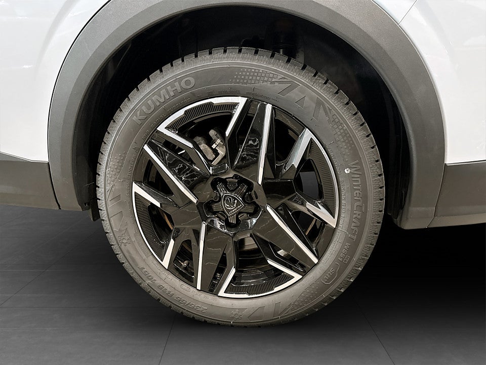 Bild på Peugeot 5008 GT Ultimate Hybrid 145hk Aut 7-SITS ELSTOL B-KAMERA