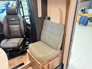 Husbil-halvintegrerad Kabe Travel Master Royal X 780 LQB 15 av 31