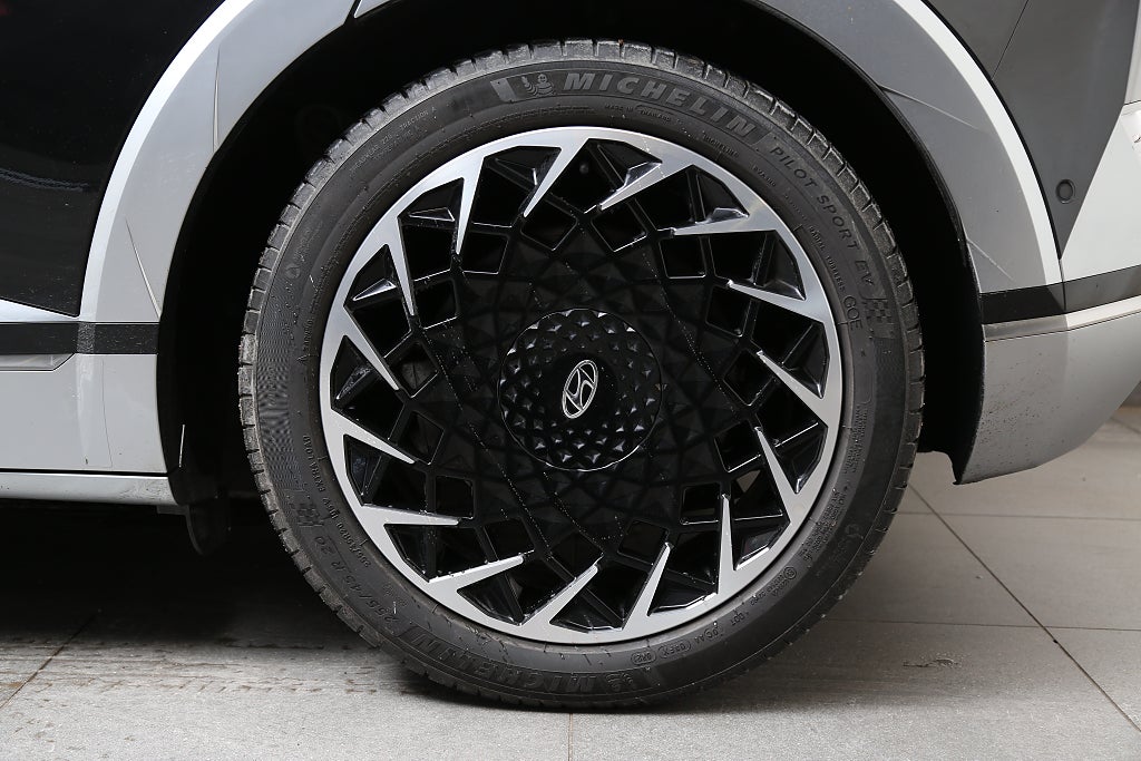 Hyundai IONIQ 5 RWD 72,6kWh 217hk Advanced I 20" I Drag I Komfortpaket 2022