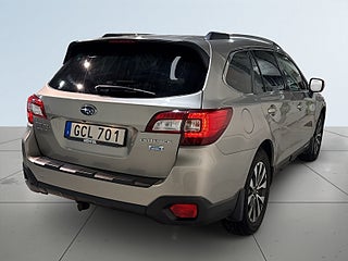 Subaru Outback 2.0 4WD Aut Summit H/K Pano Drag Mvärm Skinn Kamera SoV – bild 6