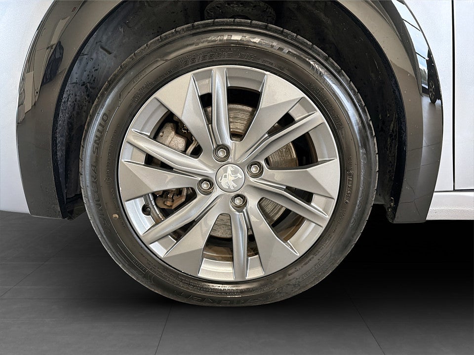 Bild på Peugeot e-208 Active 50 kWh 136hk Aut BACKSENSORER