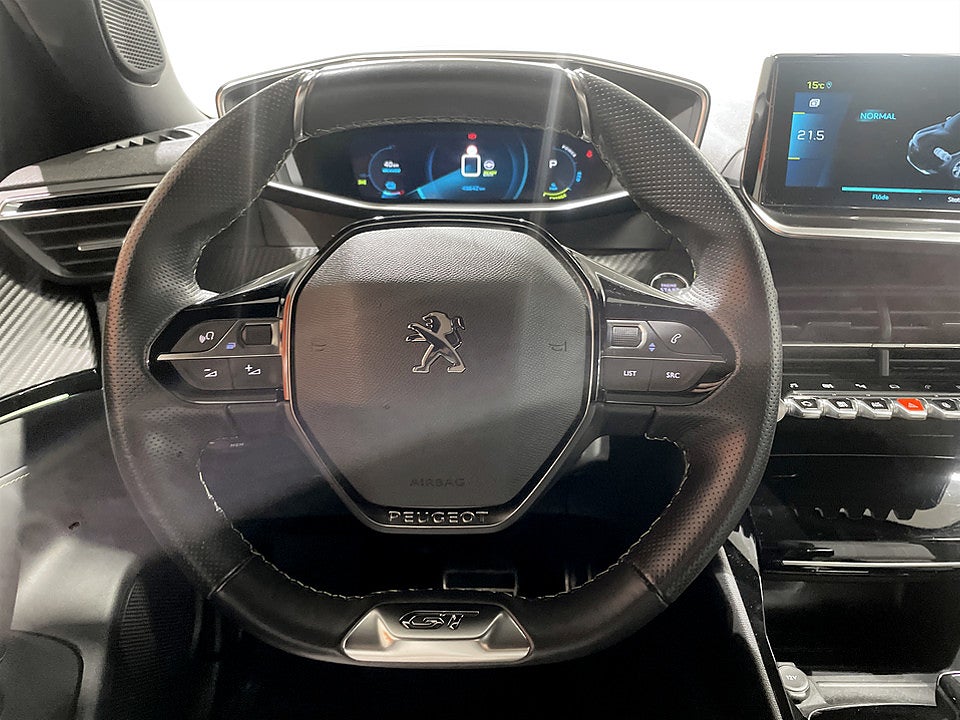 Bild på Peugeot E-2008 GT 50kWh 136hk Aut - B-KAMERA, CARPLAY