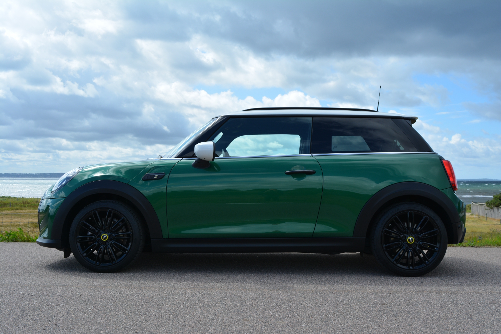 MINI Cooper SE 184 HK 2023, photo 6/70