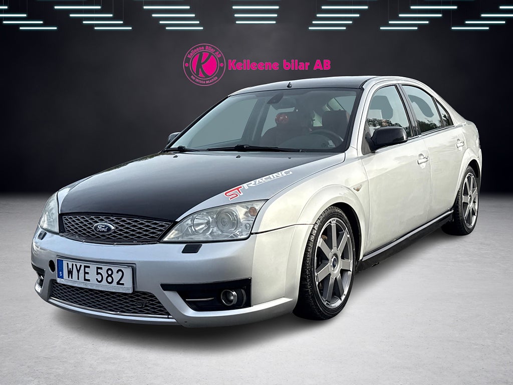 Ford Mondeo ST220 Hatchback Euro 4