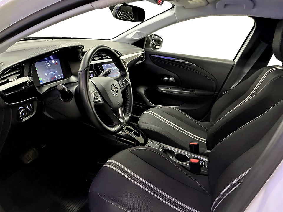Bild på Opel Corsa-e D&T 50 kWh 136hk Aut B-KAMERA CARPLAY RATTVÄRME