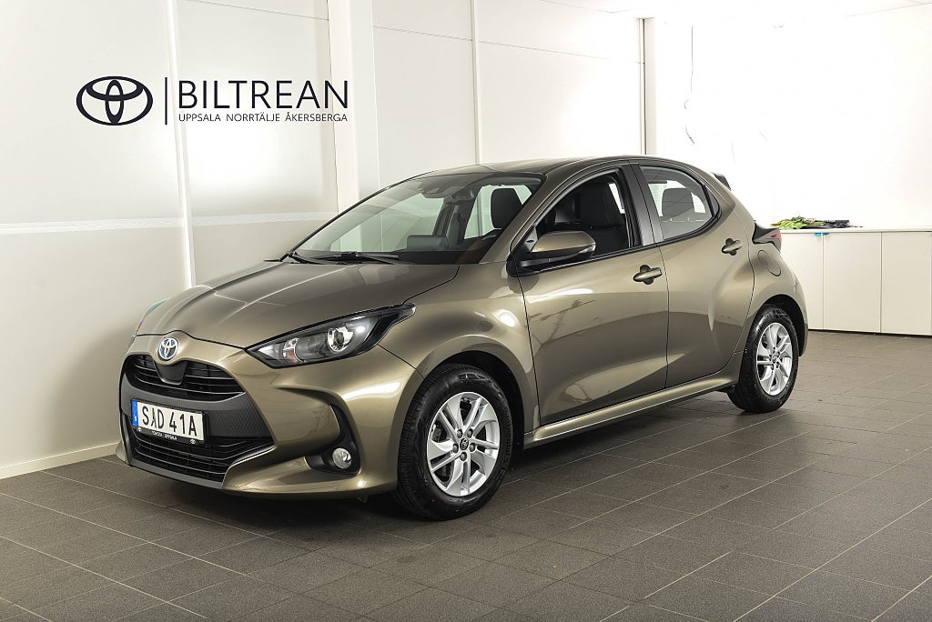 Toyota Yaris 1.5 Elhybrid Active Komfortpaket Kamera Rattvärme