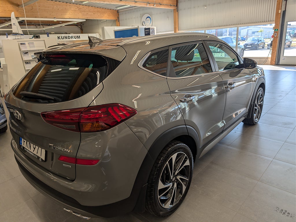 Hyundai Tucson 1.6 T-GDI 4WD DCT Premium M-värm/V-hjul thumbnail