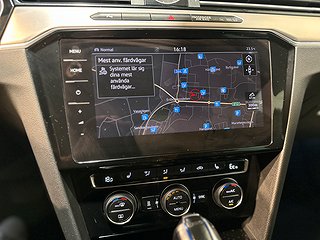 Volkswagen Passat Variant GTE Drag Cockpit Pvärm GPS SoV