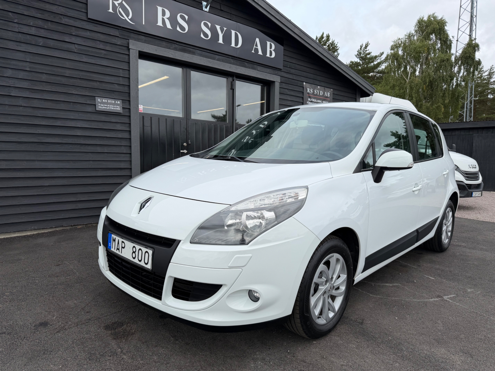 Renault Scenic 1.6 E85 AC 2012, kuva 4/55