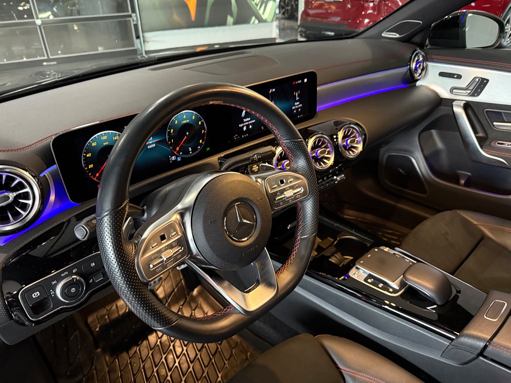 Mercedes-Benz CLA 220 Shooting Brake AMG Burmester Panorama - bild 18