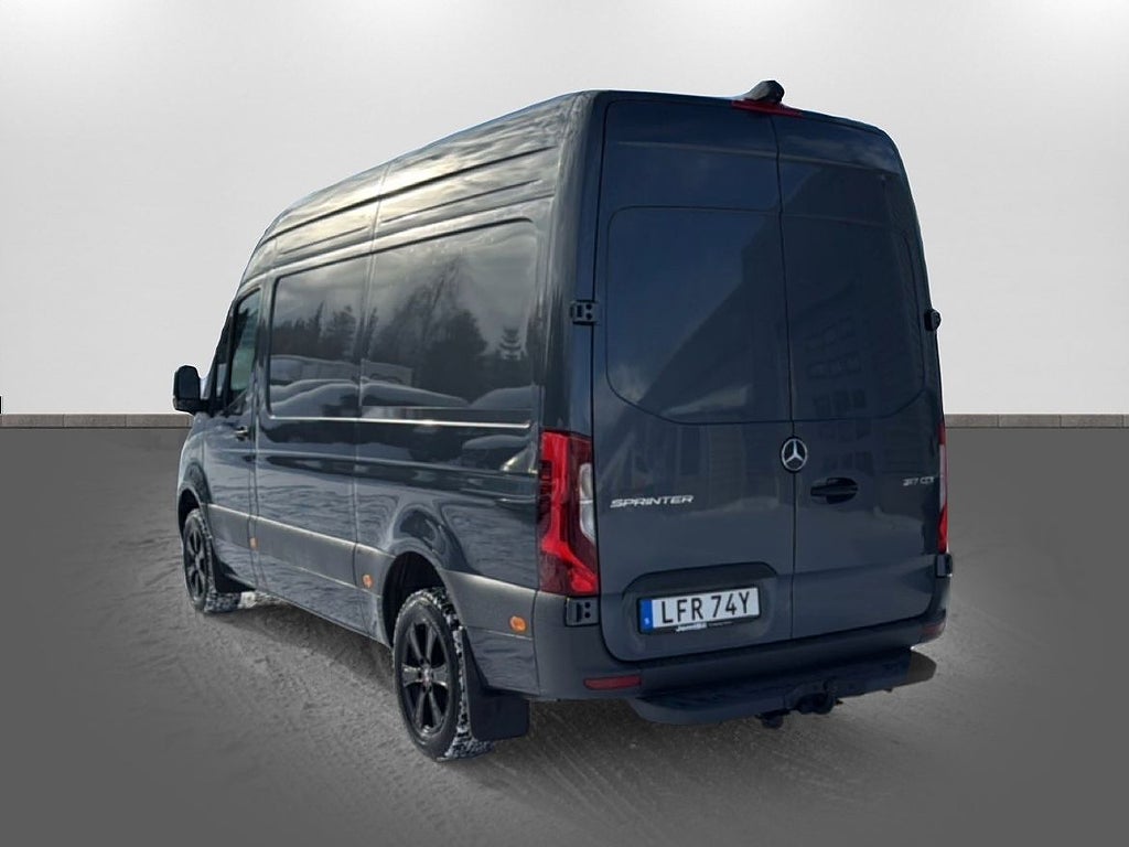 Mercedes-Benz Sprinter 2025 - miniatyr 5