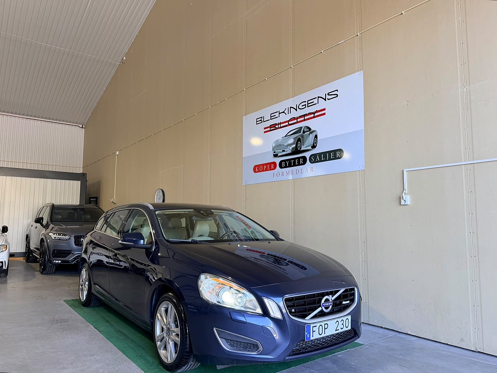 Volvo V60 D3 Geartronic Summum Euro 5 Dragkrok Nyservad 