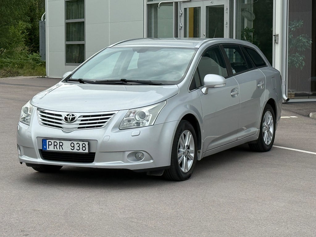 Toyota Avensis Kombi 2.0 Business Euro 5/drag/ACC/ny servad
