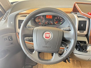 Husbil-integrerad Hymer B 654 SL STAR EDITION 28 av 29