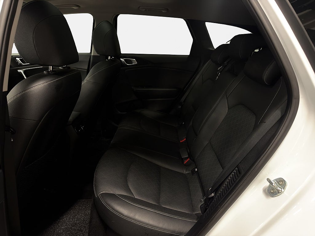 Kia Ceed SW Plug-in Hybrid, Advance PLUS 2, Läder, Pano, Navi, Kamera