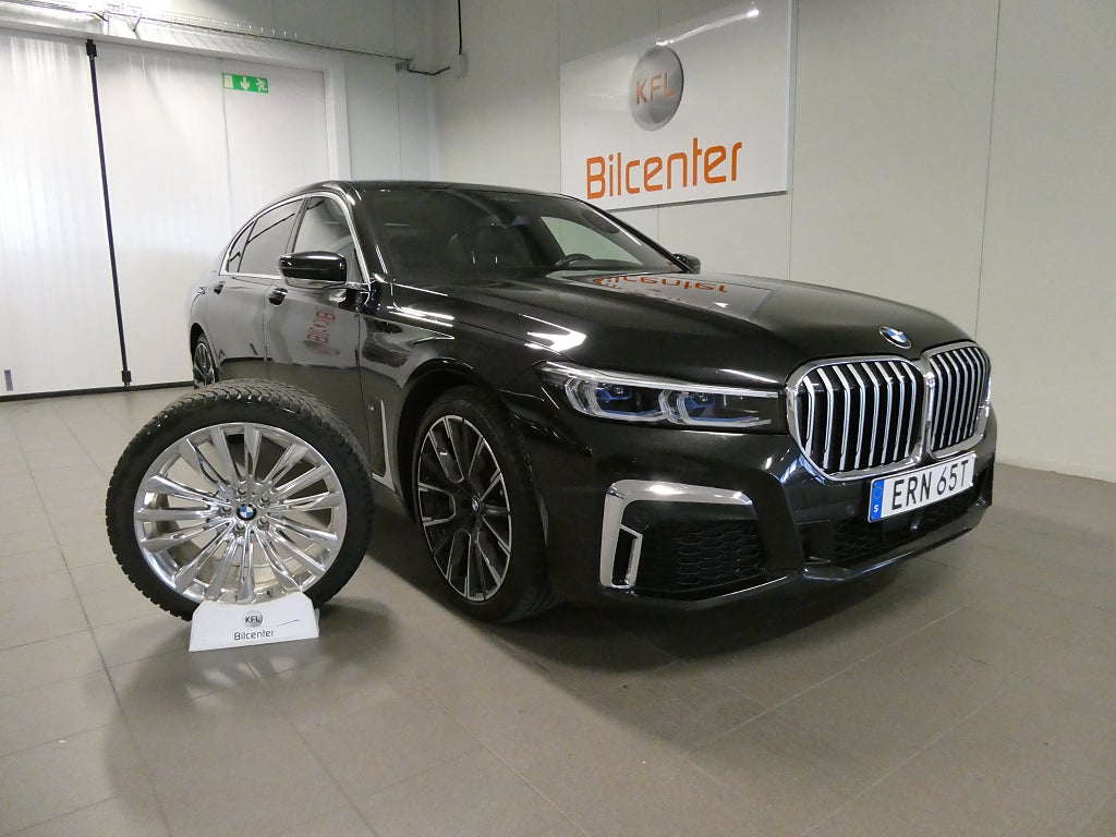 BMW 745 Le xDrive M Sport *KFL 10år 2,99%* Lucka-HU-360-Värmare-H&K-Luft