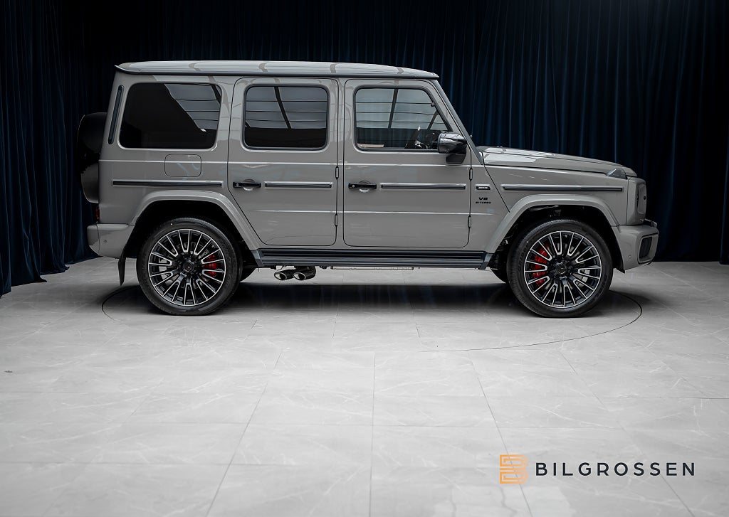 Mercedes-Benz G63 AMG Kolfiber INT & EXT Superior Line Massage Leasbar