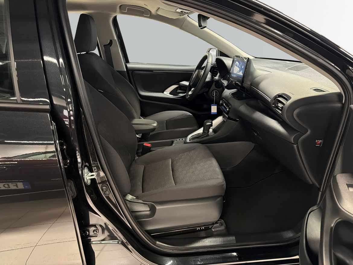 Toyota Yaris 2025, bild 6/55
