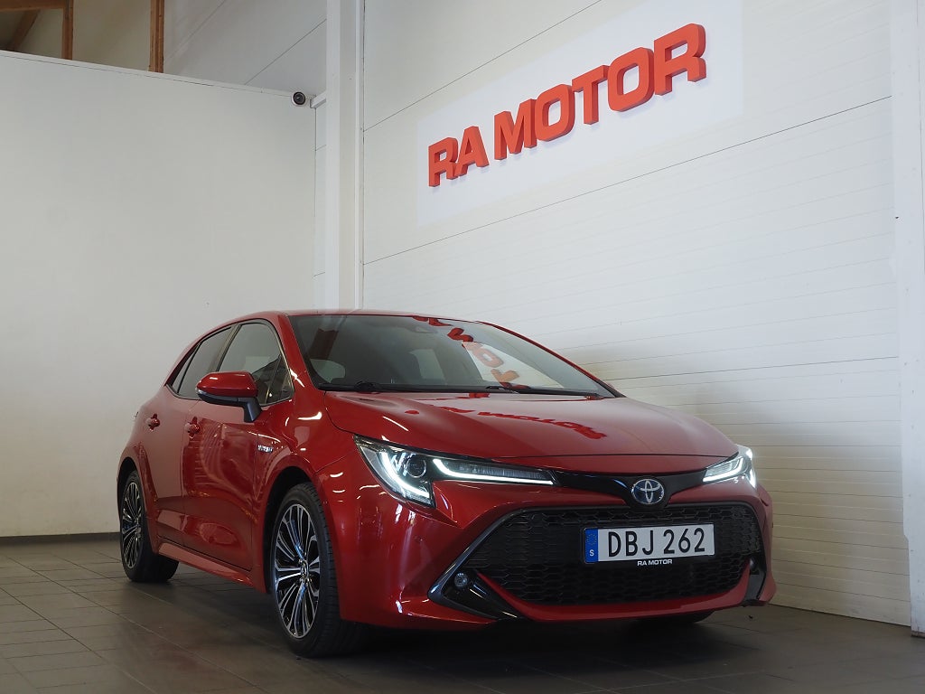 Toyota Corolla 2.0 Hybrid e-CVT 184hk Style | Backkamera | 2019