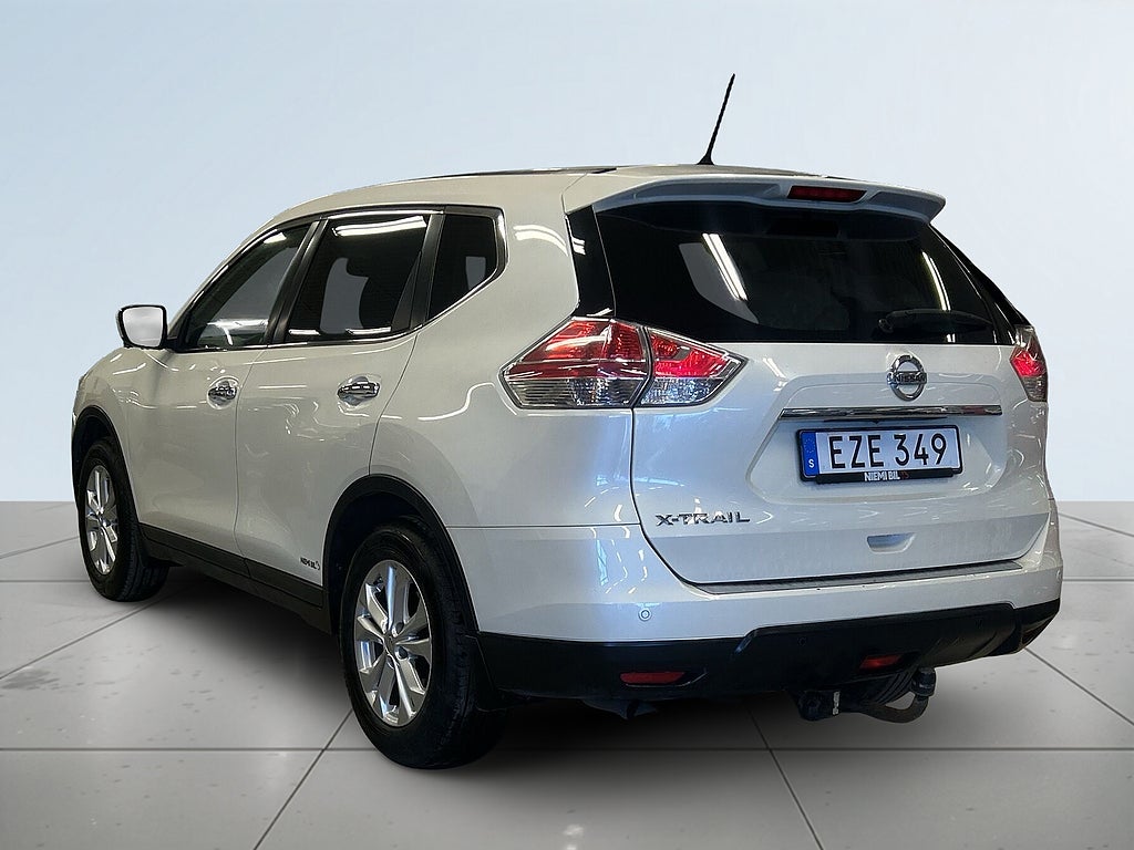 Nissan X-Trail 1.6  XTRONIC-CVT Nybes/360-kamera/Drag/MoK-värm/Navi