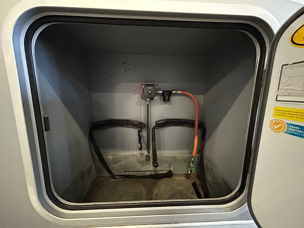 LMC LIBERTY FINISH TI 7100 / ALDE / Kamkedja / Ugn / Solcell - LMC