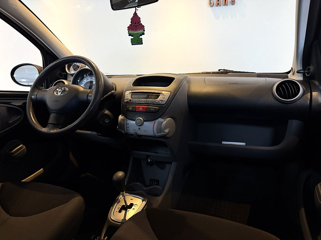 Toyota Aygo 5-dörrar 1.0 VVT-i MultiMode 68HK LÅGMIL AC