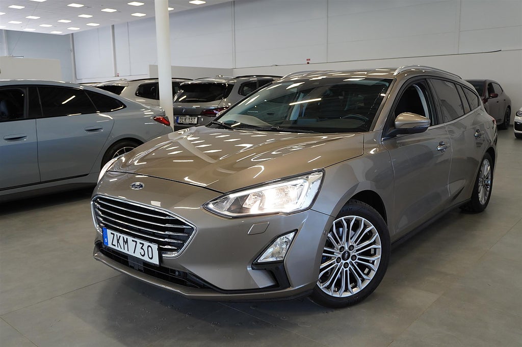 Ford Focus 1,0t Titanium 125 hk Kamkedja, Drag, Servad, Vindruta | Ränta