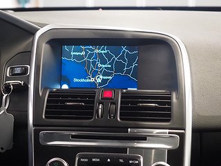 SUV Volvo XC60 18 av 28
