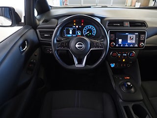 Halvkombi Nissan Leaf 16 av 21