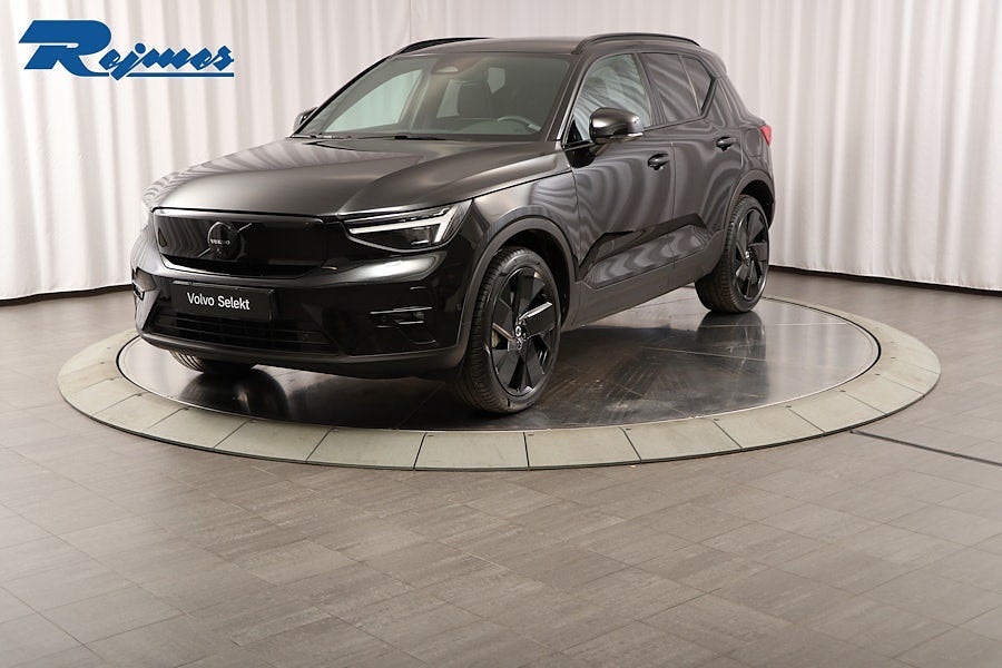 Volvo EX40 Single M Extended R Plus Black Edt