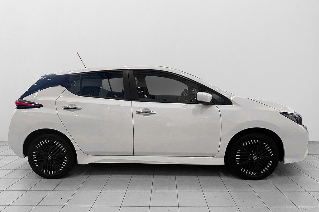 Nissan Leaf 2023 - miniatyr 8