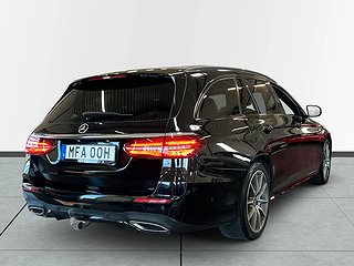 Mercedes-Benz E 300 de T AMG Line/Drag/Navi/Kamera/Värmare