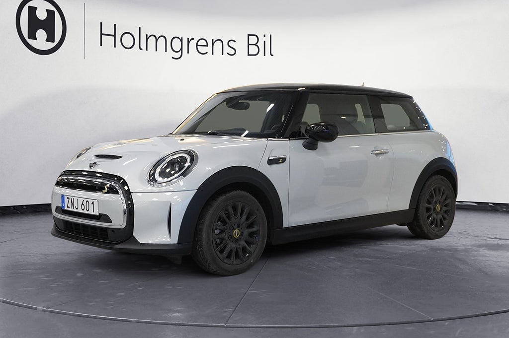 MINI Cooper Ränta 4,95% | SE Essential Navi CarPlay PDC LED