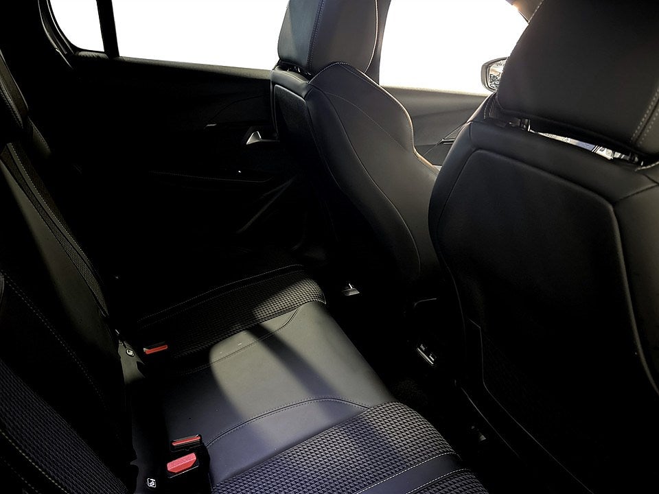 Bild på Peugeot E-208 GT 50kWh 136hk Aut - B-KAMERA, CAPLAY