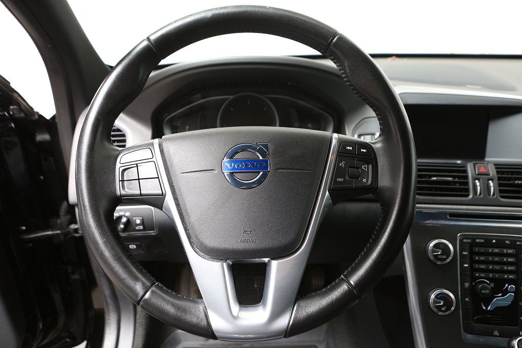Volvo XC60 D4 190hk Summum Business E Aut H/K Drag VOC 2016