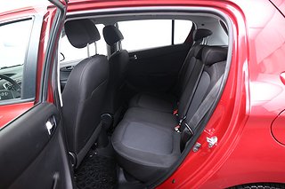 Halvkombi Hyundai i20 15 av 16