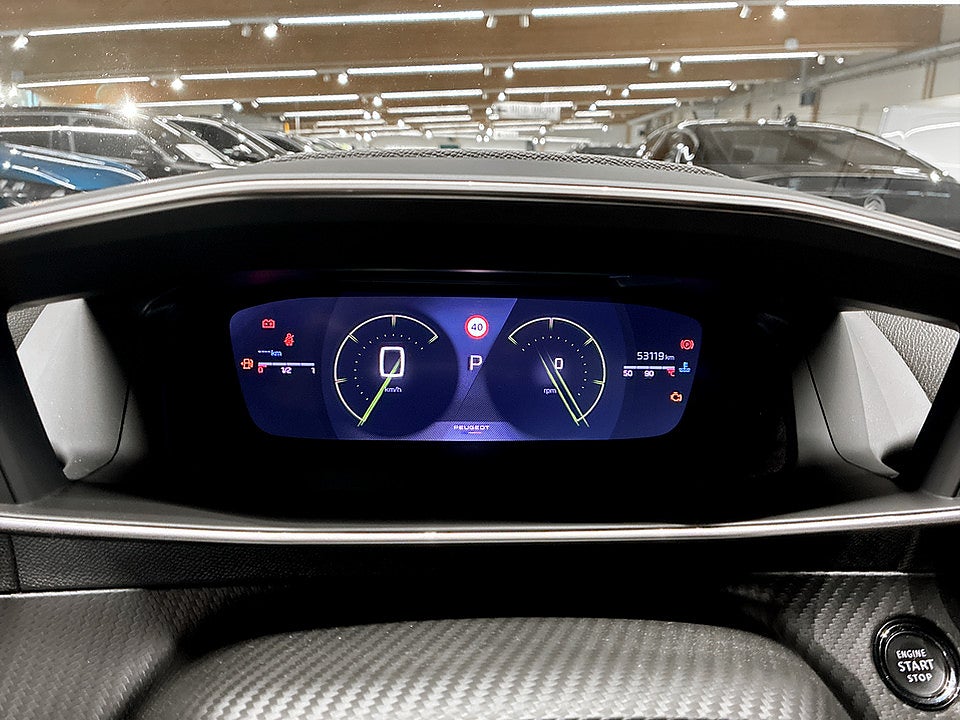 Bild på Peugeot 2008 GT 1.2 PT 130hk Aut B-KAMERA CARPLAY
