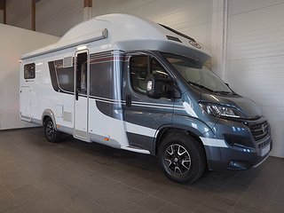 Husbil-halvintegrerad LMC Breezer H737 2 av 20