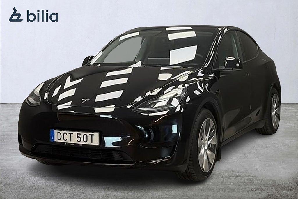 Tesla Model Y Standard Range RWD 