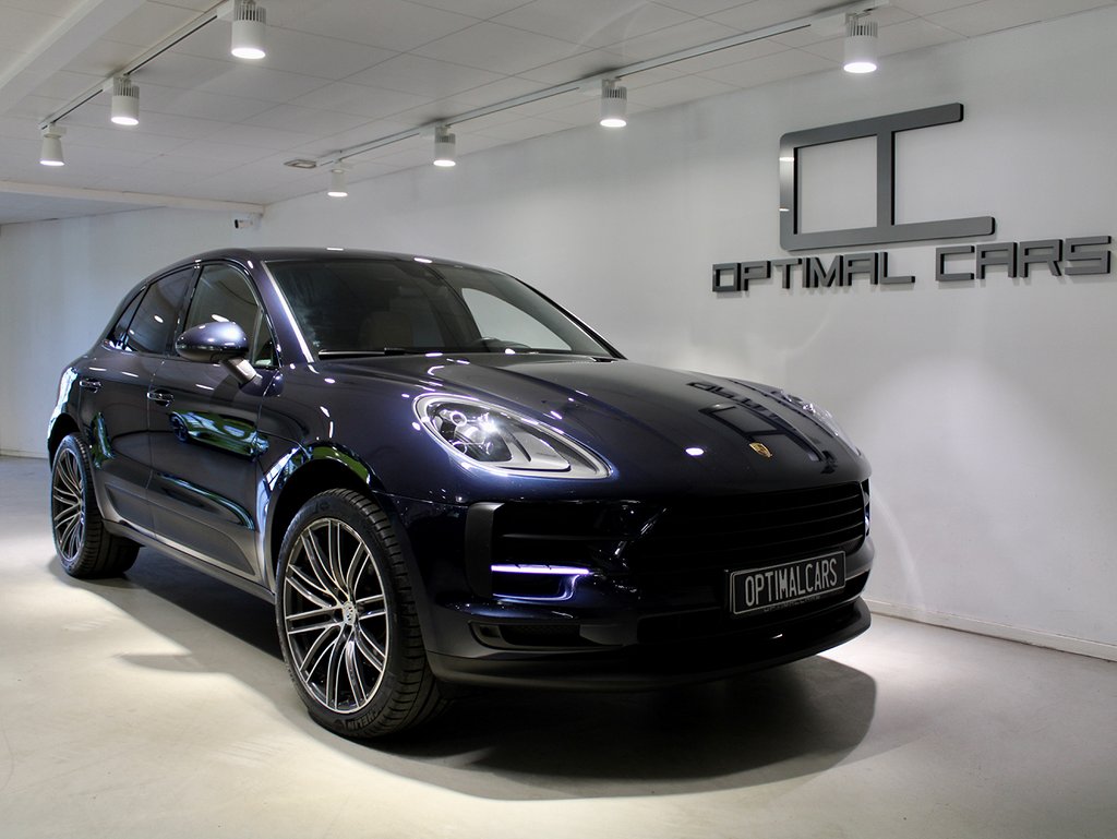 Porsche Macan PDK Facelift SportPkt SP-Avgas MOMS Svensksåld